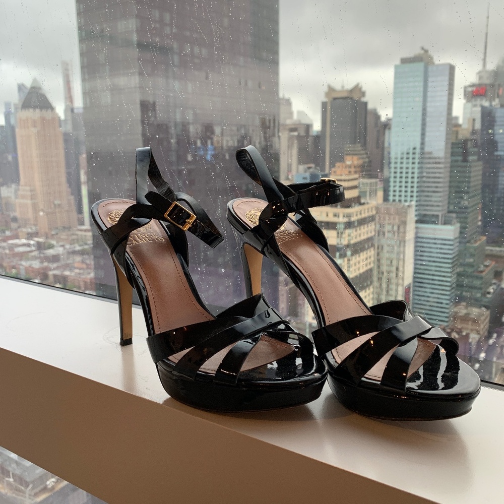 Vince Camuto Black Patent Platform Sandal Heels 8M